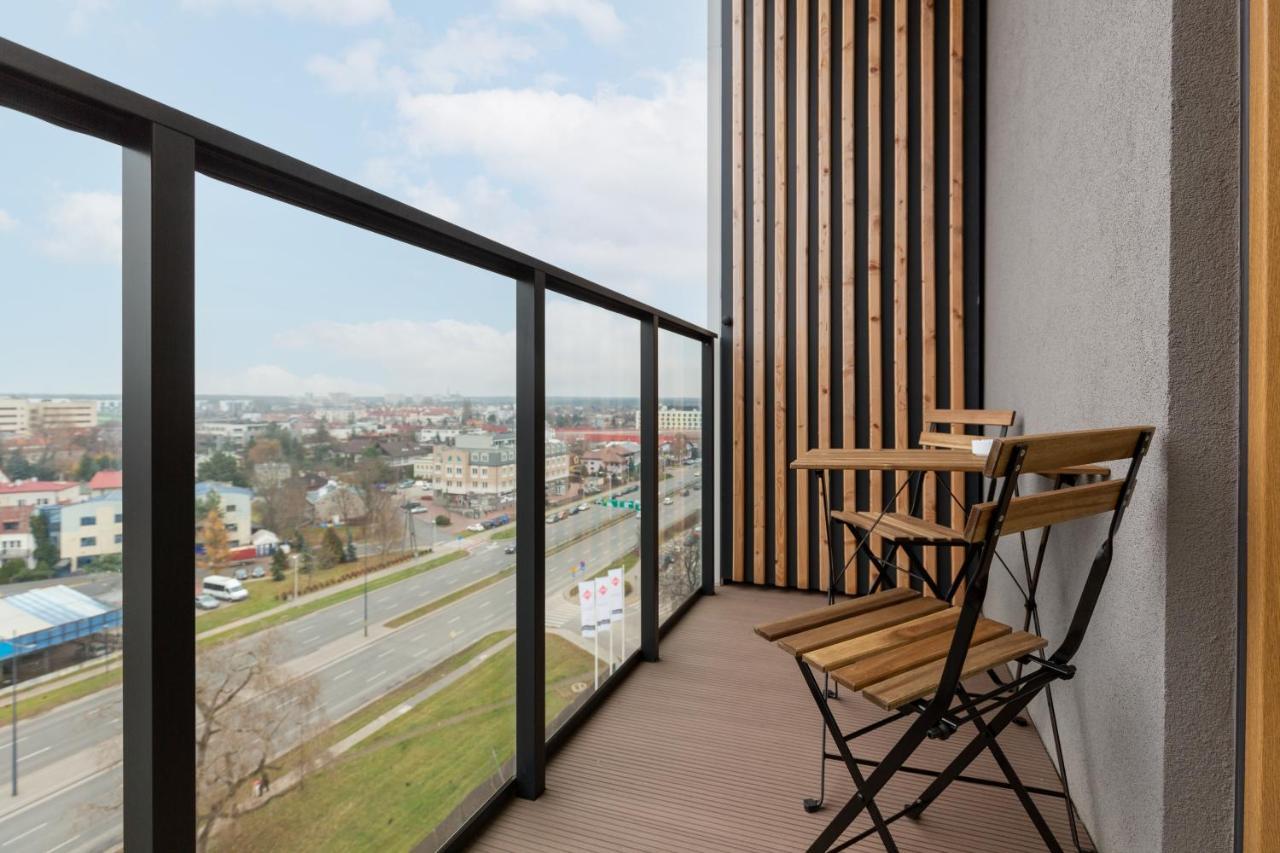 Elegancki Z Parkingiem By Renters Appartamento